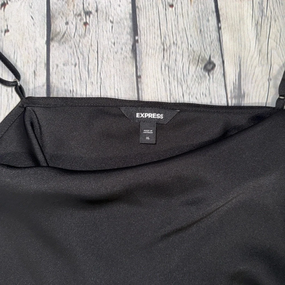 Express Ruched Side Cami - Picture 5 of 5